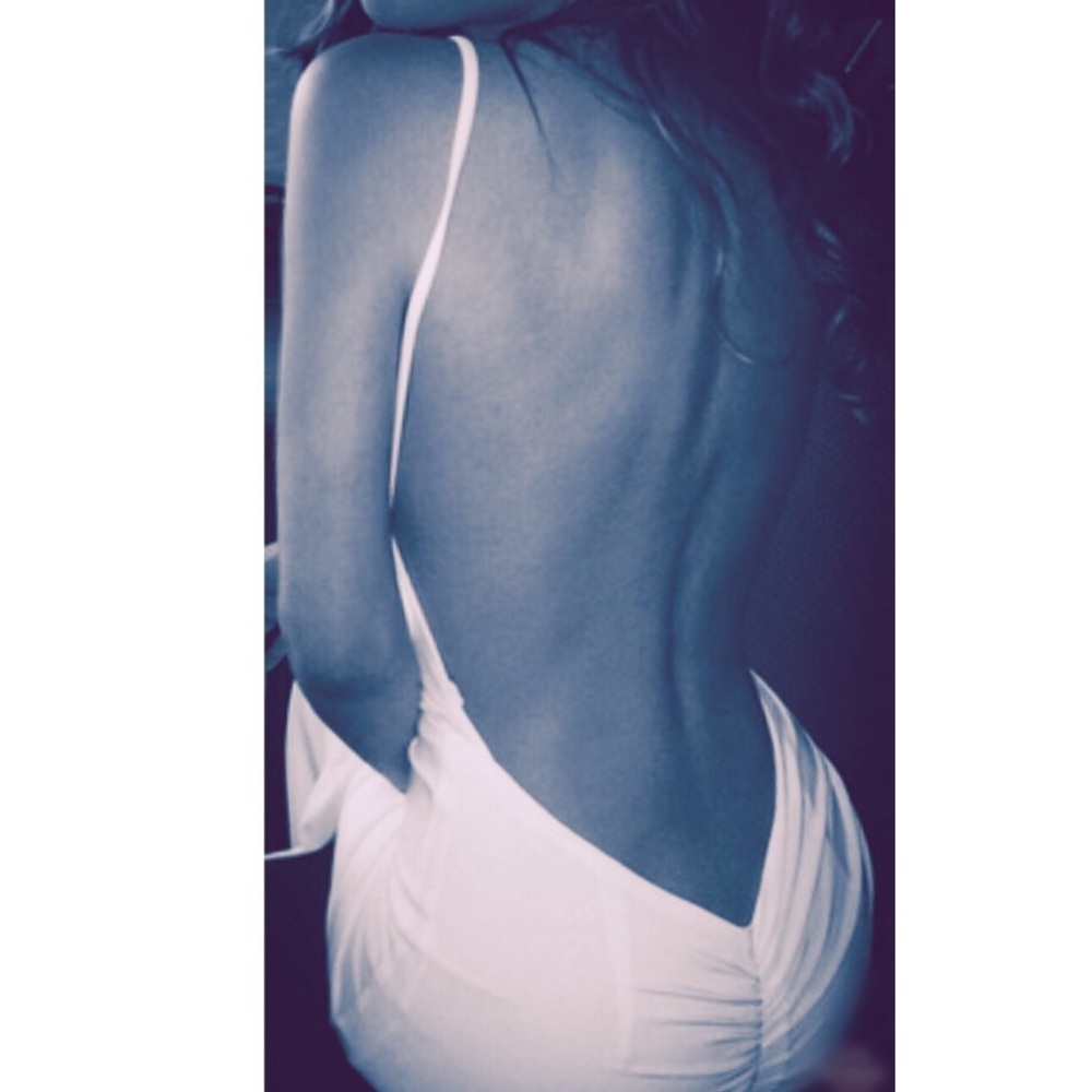 ‼️SOLD‼️ White backless formal dress